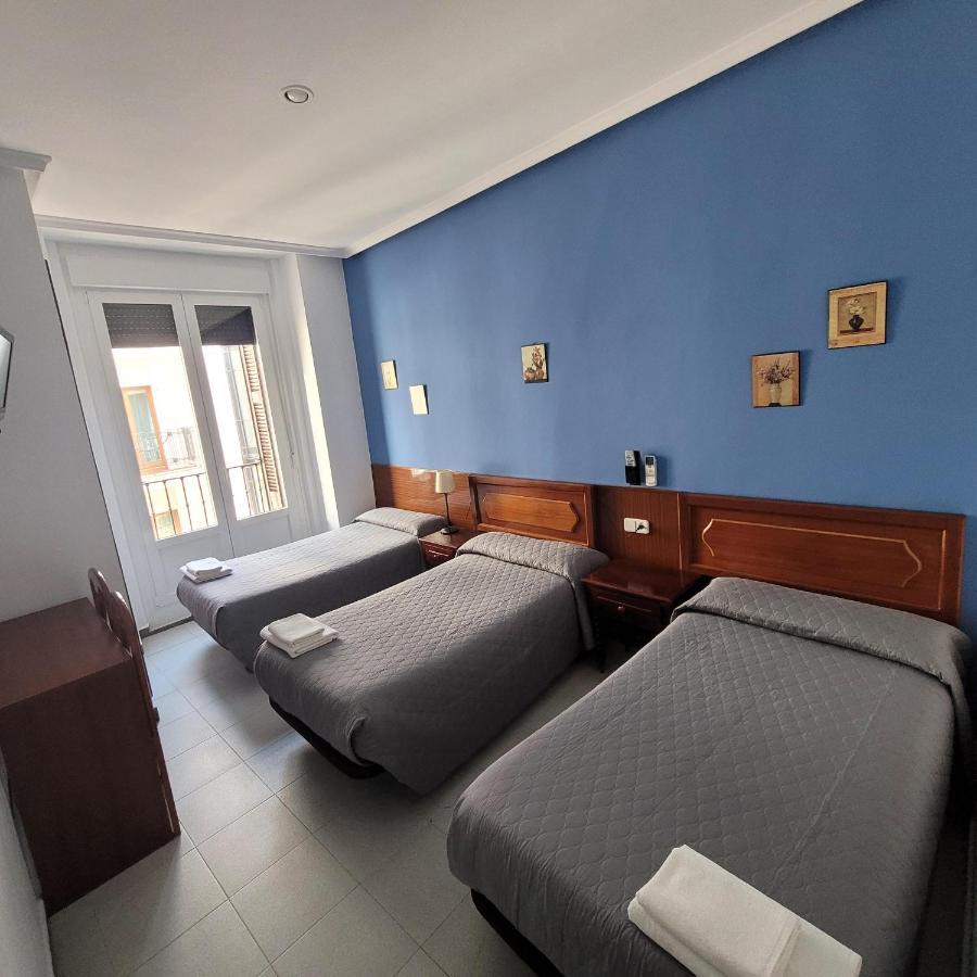 Hostal Pan America Madrid Luaran gambar